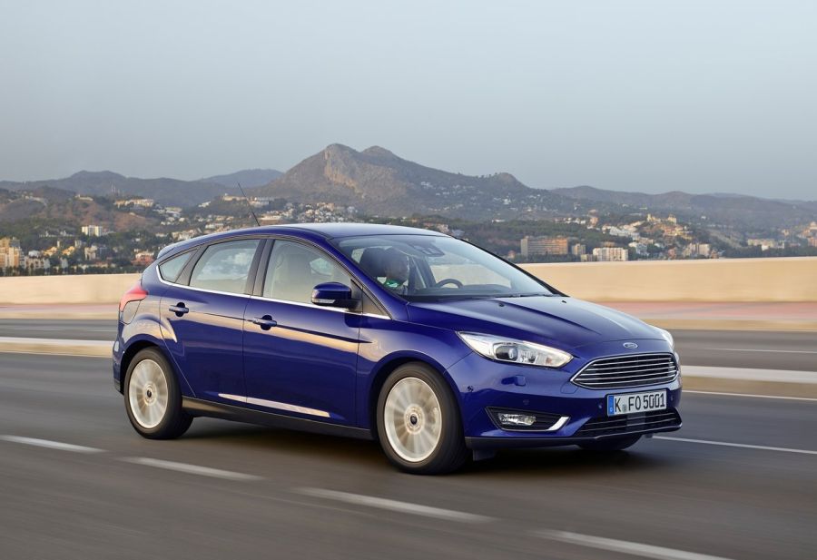 Ford-Focus-2015-1280-06