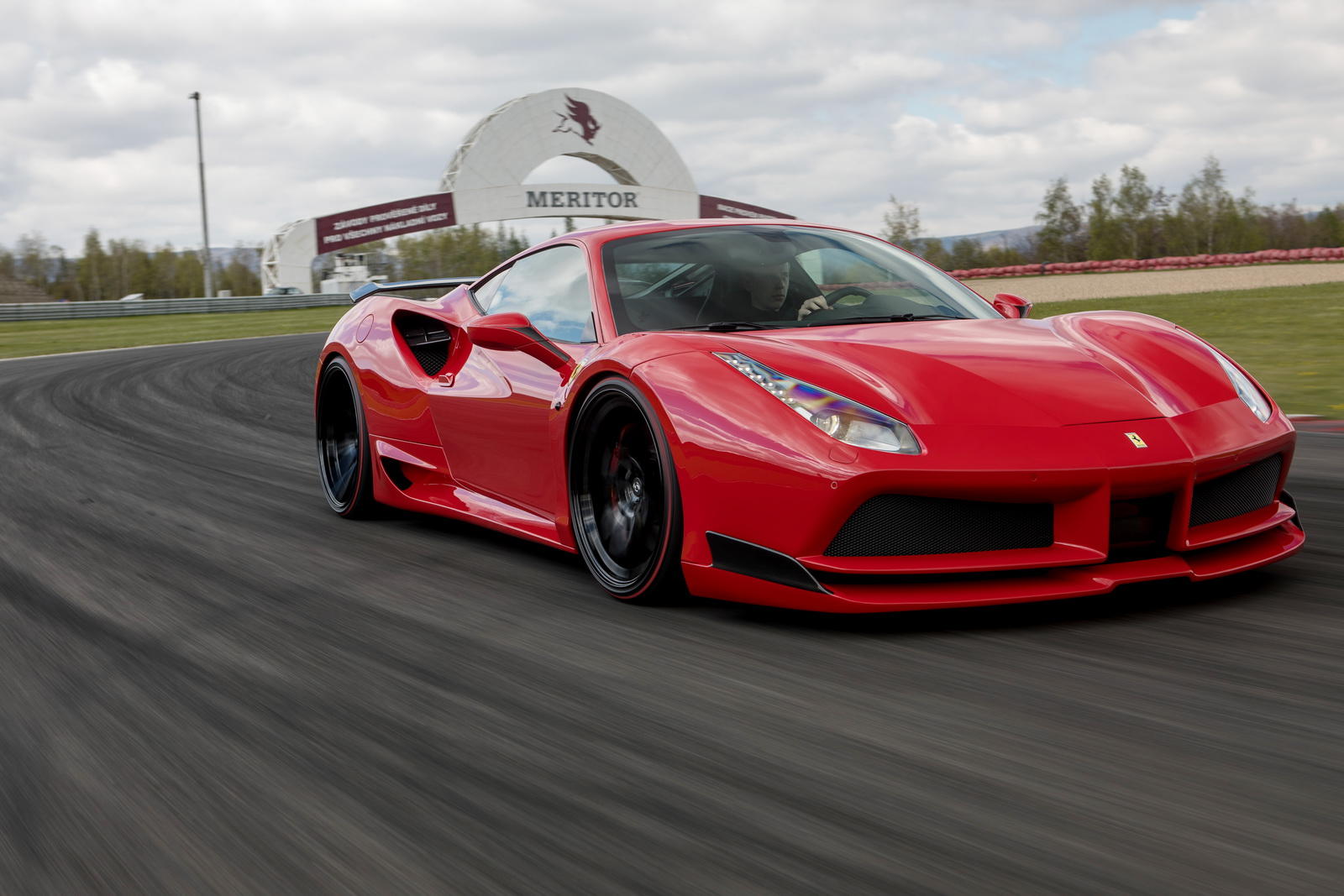 Novitec rosso ferrari 488 (10)