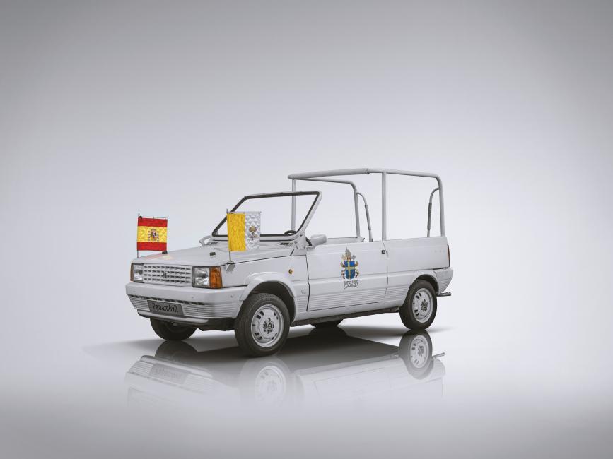 SEAT Panda Marbella “Popemobile