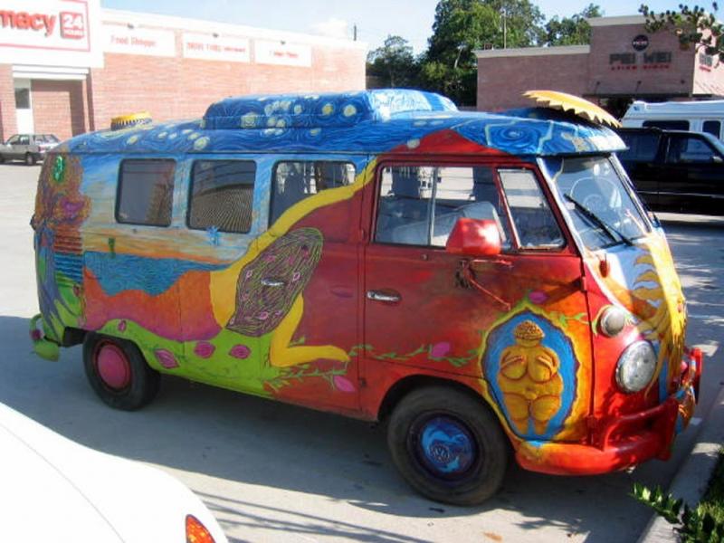 VW-BUS-HIPPIE2-960×600