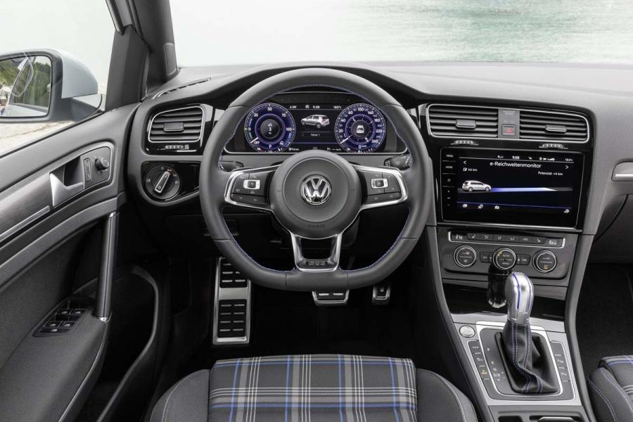 Volkswagen-Golf-GTE_20_maio-2017-960×600
