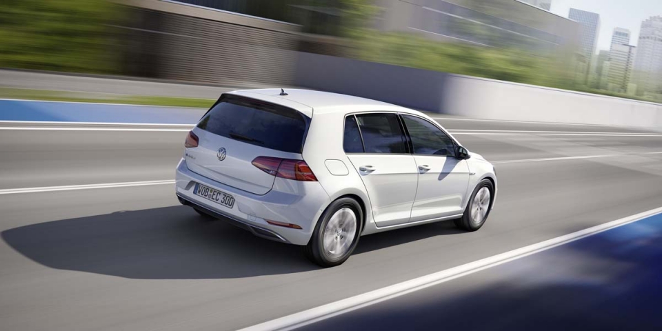 Volkswagen-e-Golf_04_maio-2017-960×600