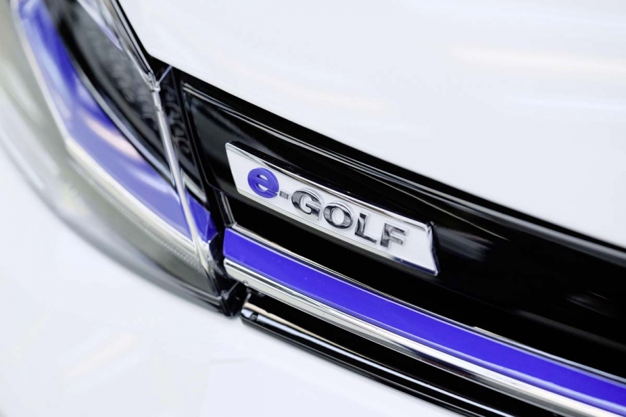 Volkswagen-e-Golf_44_maio-2017-960×600