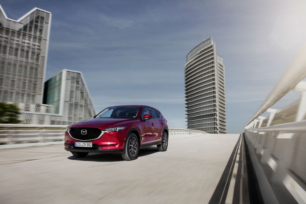all-new-cx-5-bcn-2017-action-10