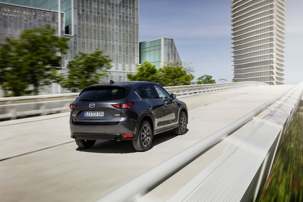 all-new-cx-5-bcn-2017-action-13-1