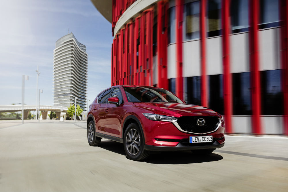 all-new-cx-5-bcn-2017-action-15