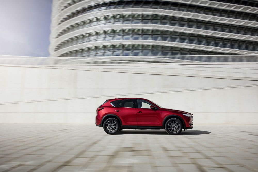 all-new-cx-5-bcn-2017-action-23