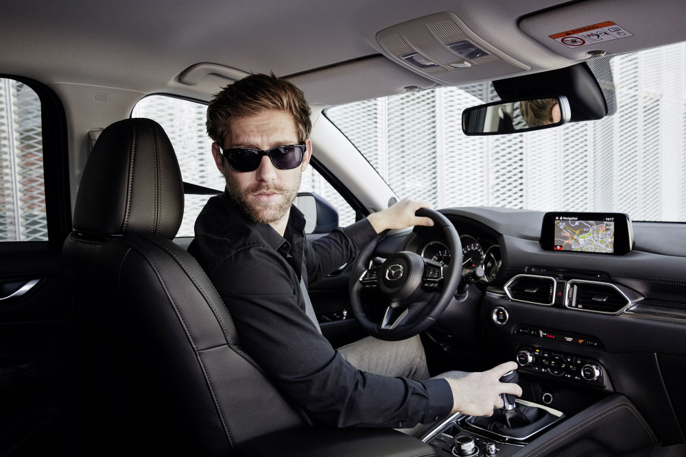 all-new-cx-5-bcn-2017-interior-04