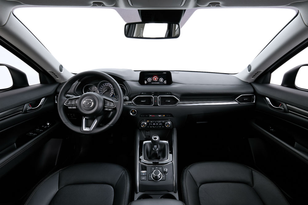 all-new-cx-5-bcn-2017-interior-13
