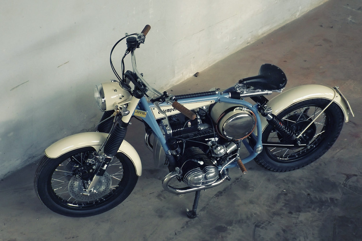 vintage-bmw-r45-4