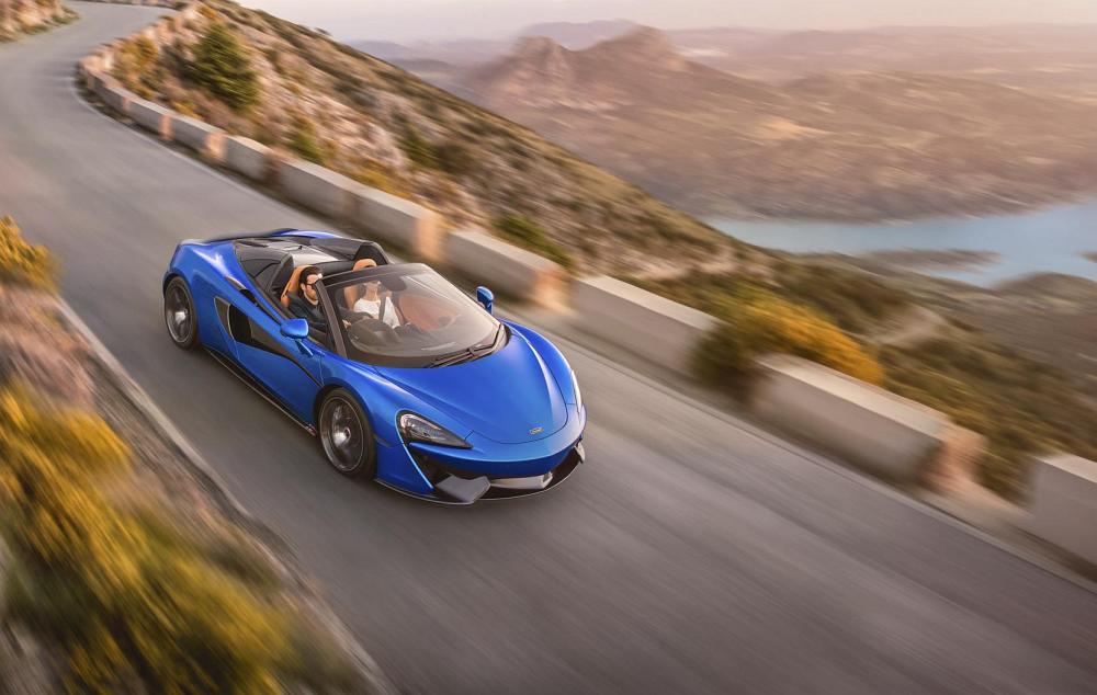 1397146_140617 McLaren 570S Spider-26b