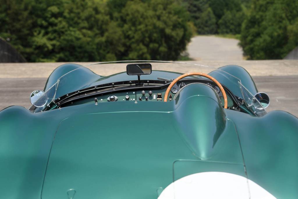 1956-Aston-Martin-DBR1-MO17_r159_018