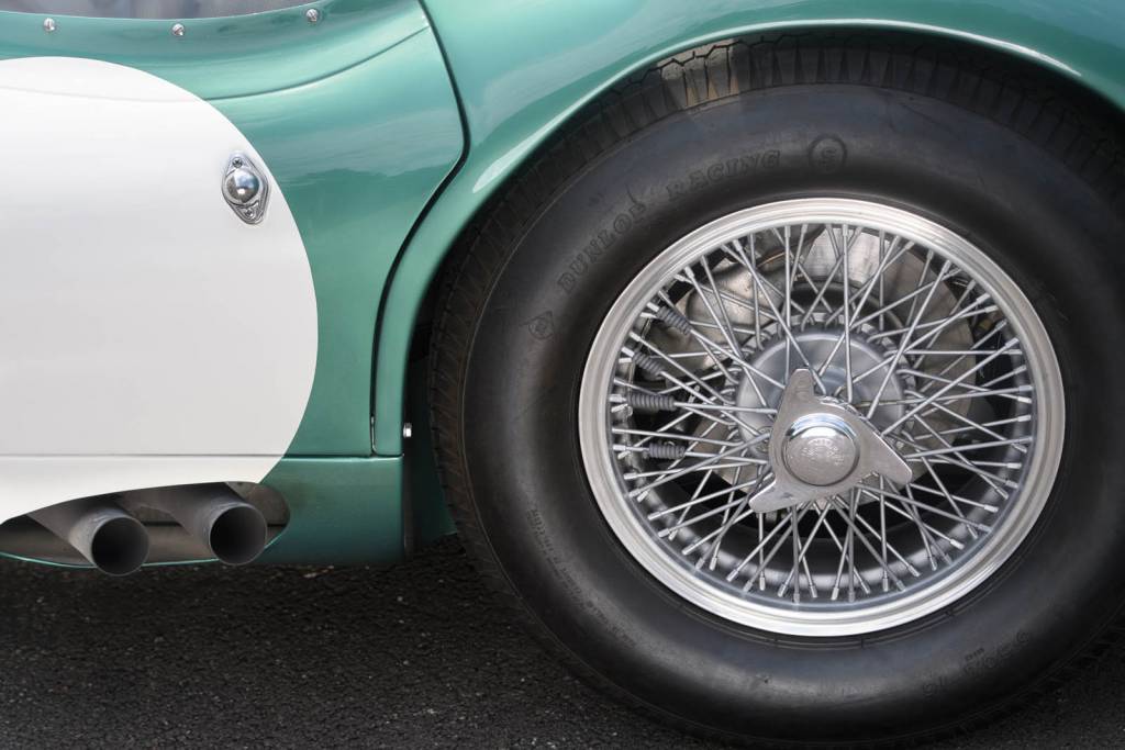 1956-Aston-Martin-DBR1-MO17_r159_051