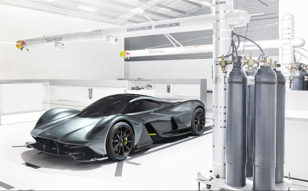 4o-aston-martin-valkyrie