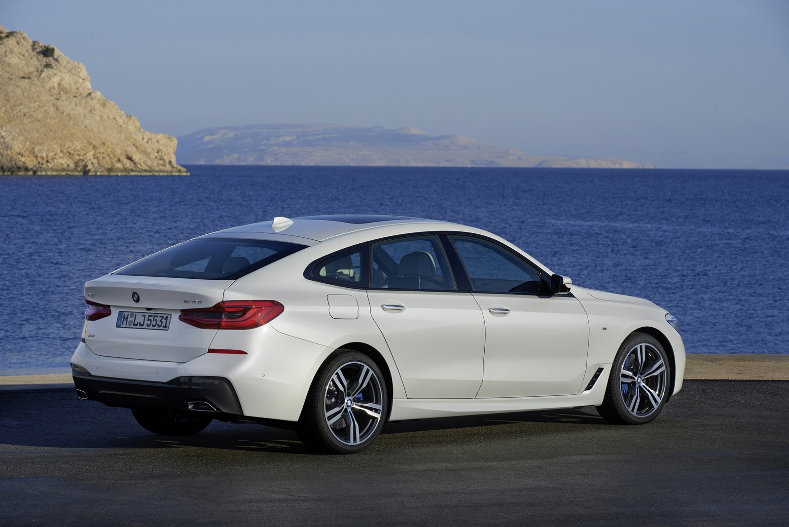 BMW 6er Gran Tourismo, 640i xDrive, Mineralweiß, M Sportpaket