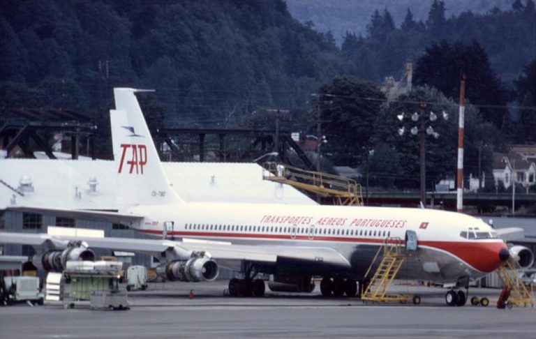 Boeing-707-382B-Washington-1968-768×486
