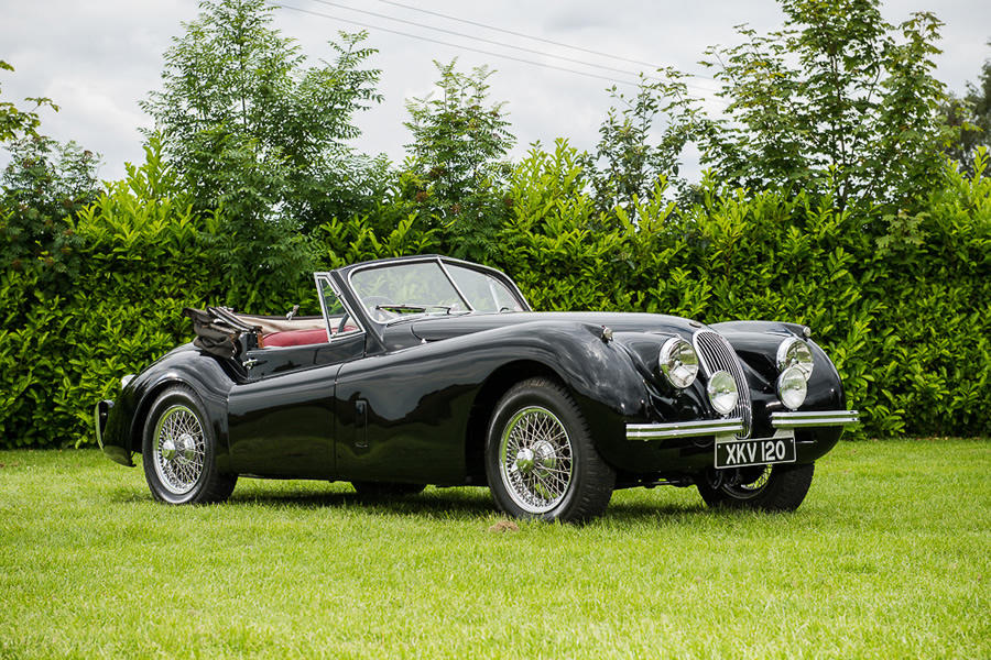 JAGUAR-XK120