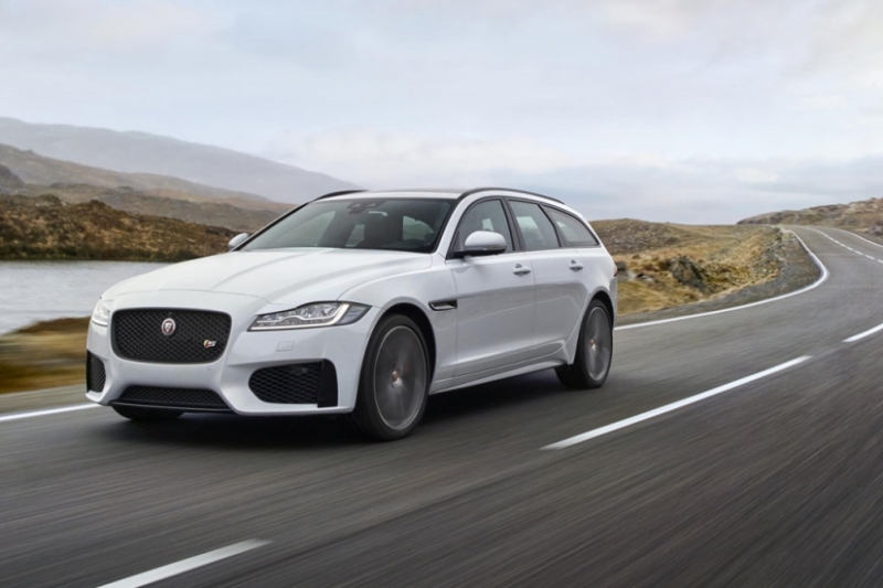 Jaguar_XF-Sportbrake_Location_Exterior_140617_01-960×600