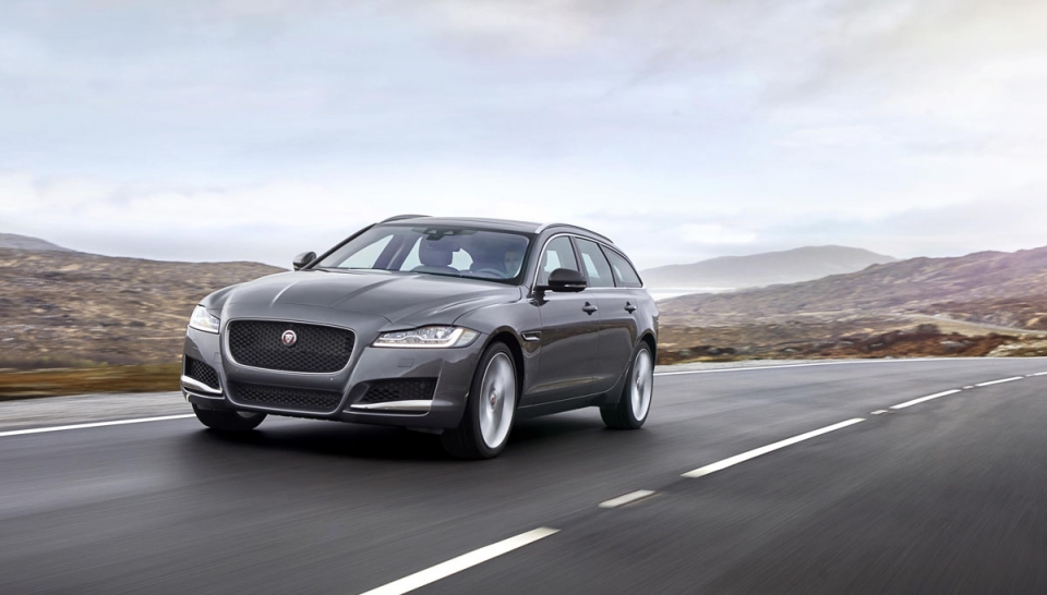 Jaguar_XF-Sportbrake_Location_Exterior_140617_07-960×600