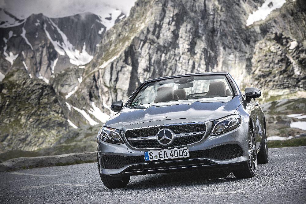 Das neue Mercedes-Benz E-Klasse Cabriolet / Montblanc 2107
The new Mercedes-Benz E-Class Cabriolet / Montblanc 2017
