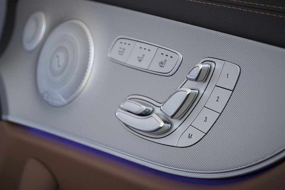 Das neue Mercedes-Benz E-Klasse Cabriolet / Montblanc 2107
The new Mercedes-Benz E-Class Cabriolet / Montblanc 2017