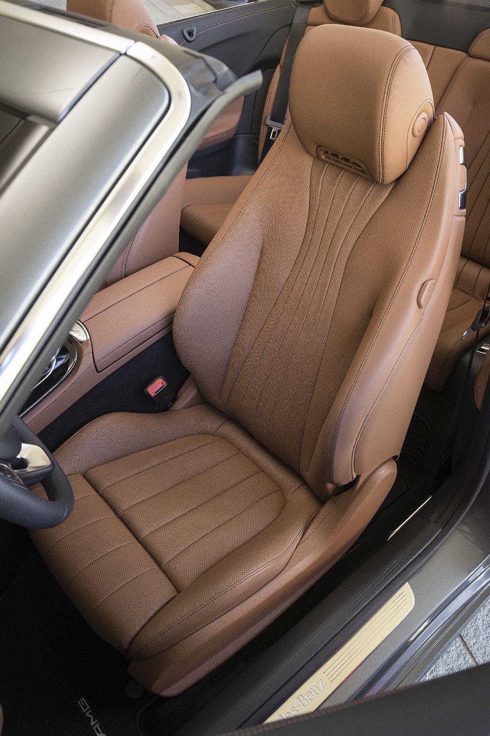 Das neue Mercedes-Benz E-Klasse Cabriolet / Montblanc 2107
The new Mercedes-Benz E-Class Cabriolet / Montblanc 2017