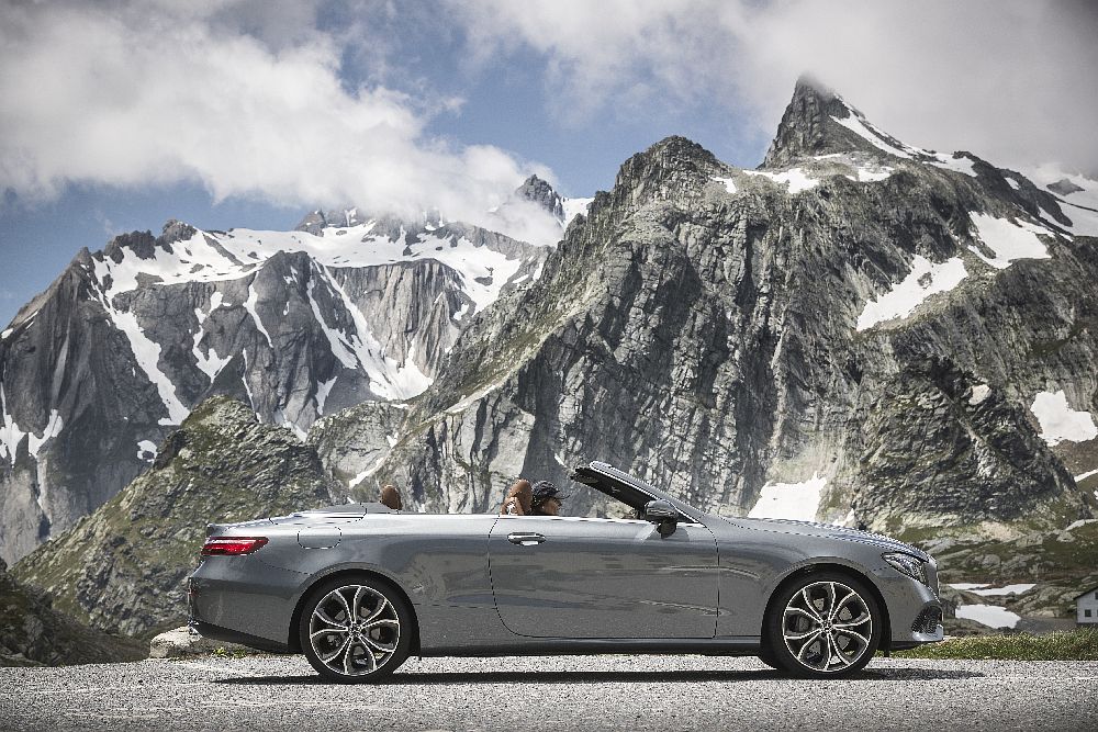 Das neue Mercedes-Benz E-Klasse Cabriolet / Montblanc 2107
The new Mercedes-Benz E-Class Cabriolet / Montblanc 2017