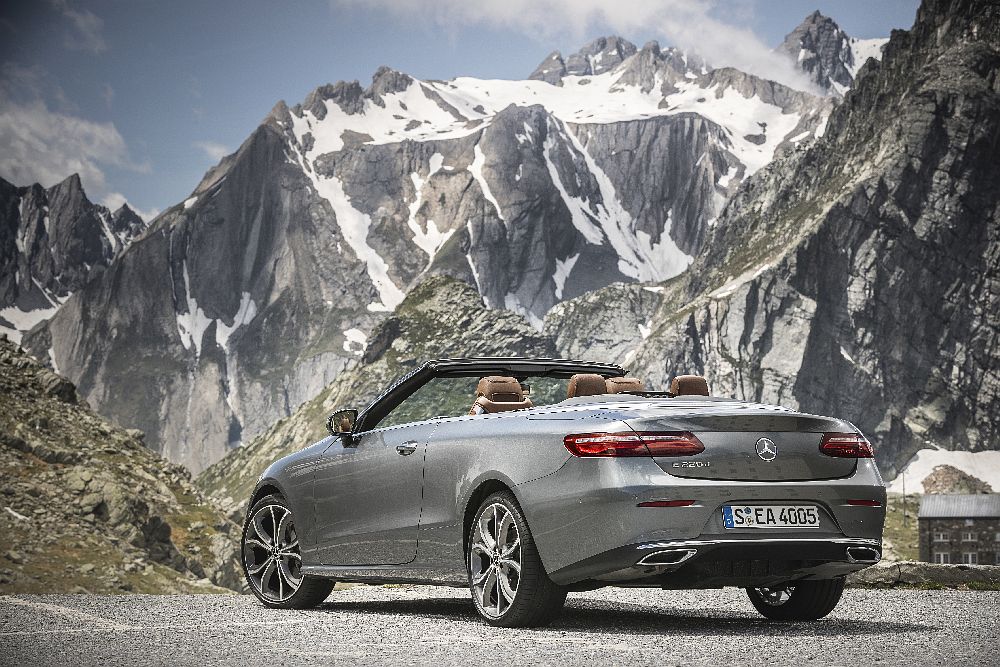 Das neue Mercedes-Benz E-Klasse Cabriolet / Montblanc 2107
The new Mercedes-Benz E-Class Cabriolet / Montblanc 2017