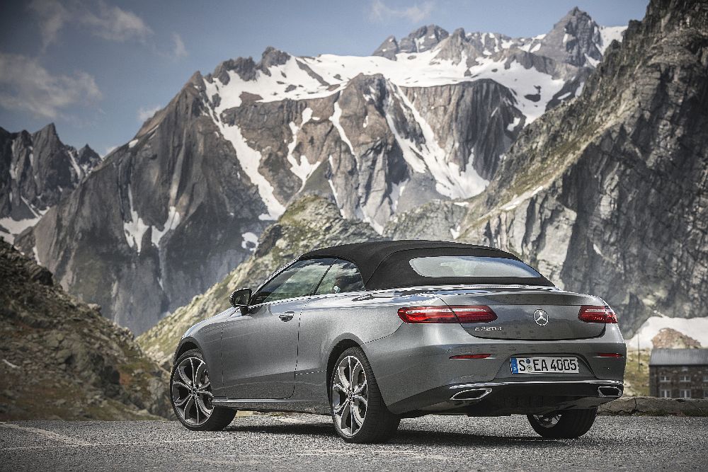 Das neue Mercedes-Benz E-Klasse Cabriolet / Montblanc 2107
The new Mercedes-Benz E-Class Cabriolet / Montblanc 2017