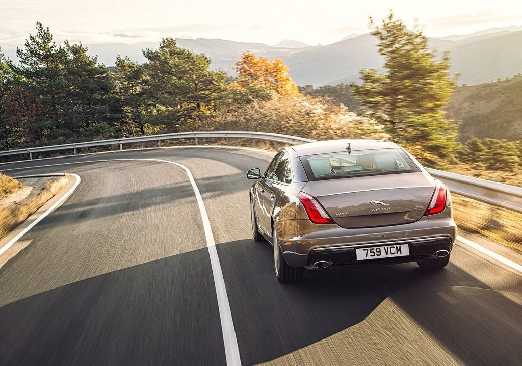 jaguar-xj-30-1024×718