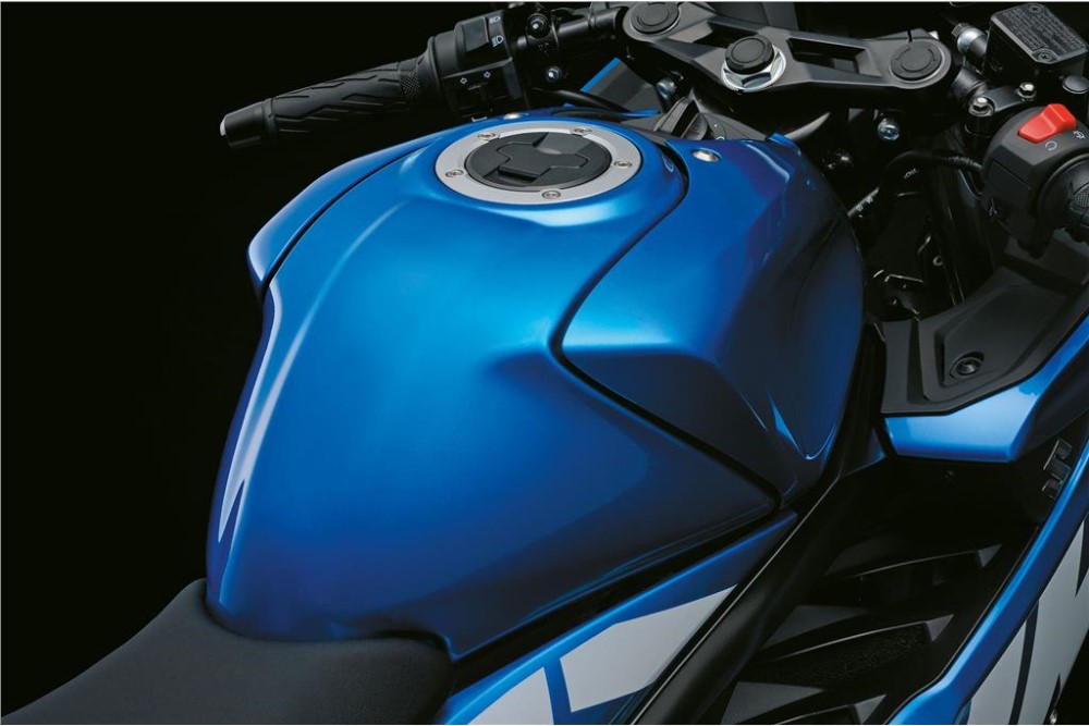 suzuki-gsx-125r (4)