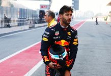 Ricciardo acha que Vettel está demasiado exaltado