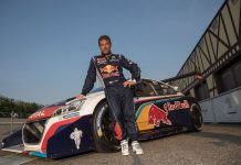 Peugeot oferece 208 T16 de Pikes Peak a Sebastien Loeb