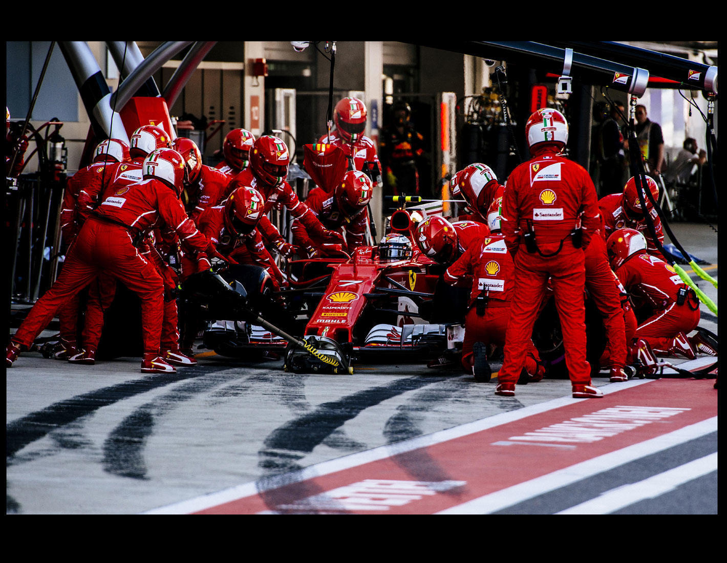 13.-Kimi-Raikkonen-at-Russian-Grand-Prix-at-Sochi