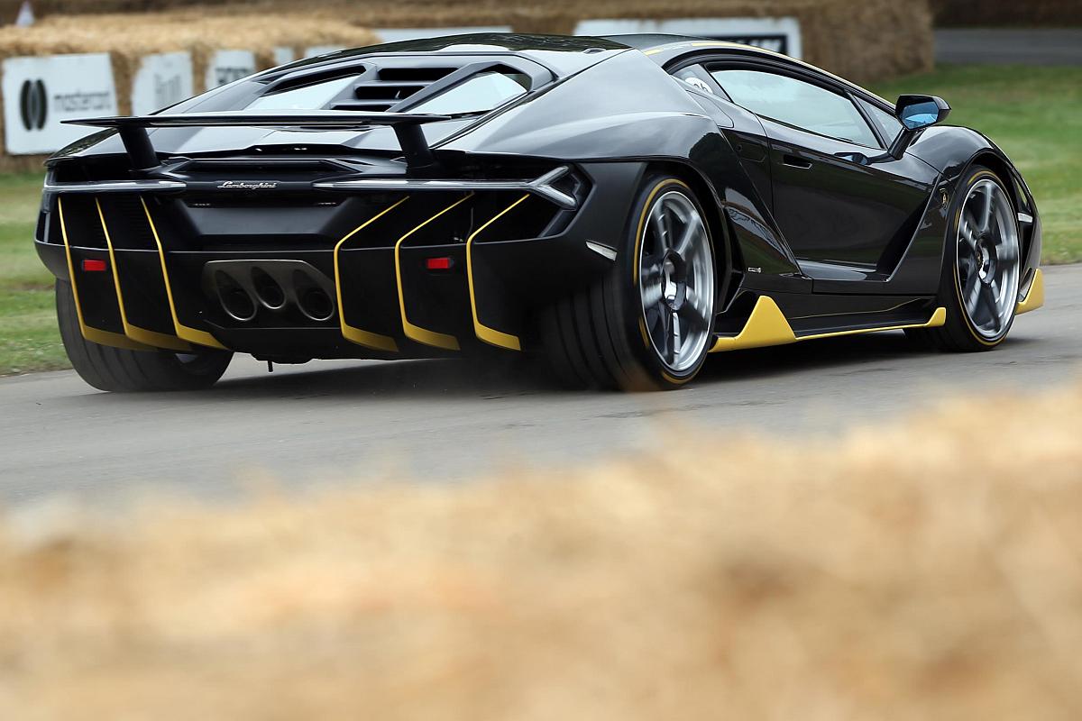 1405178_Lamborghini-04