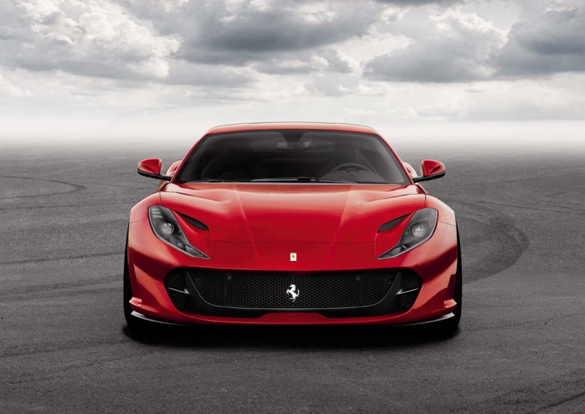 1700342-car_812Superfast-960×600