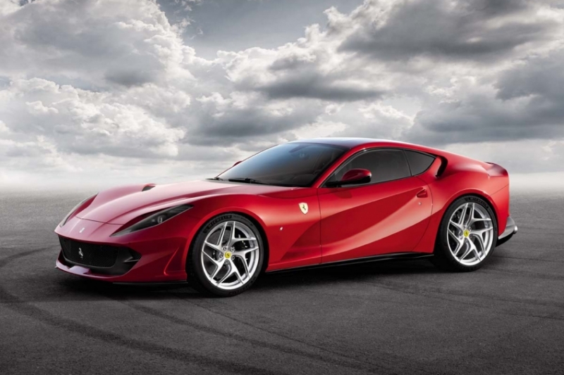 170035-car_812Superfast-960×600