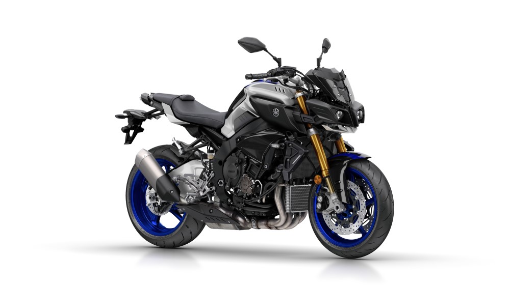 2017-yamaha-mt10dx-eu-silver-blu-carbon-studio-001