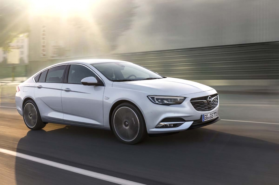 Opel-Insignia-Grand-Sport-304398-1-960×600