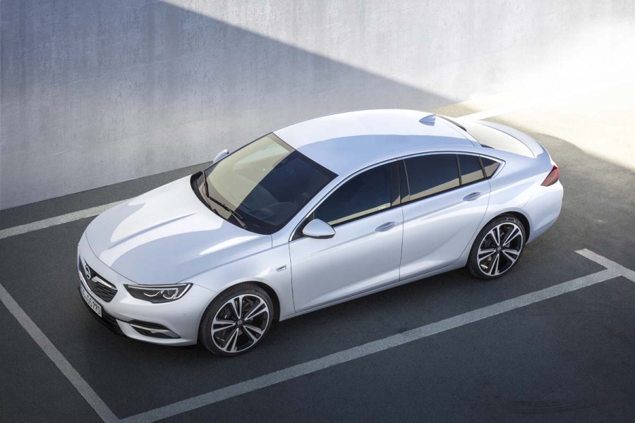 Opel-Insignia-Grand-Sport-304402-960×600