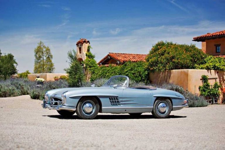 Original-Unrestored-One-Family-Ownership-Mercedes-Benz-300-SL-Gullwing-and-Roadster-2-768×512