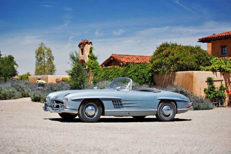 Original-Unrestored-One-Family-Ownership-Mercedes-Benz-300-SL-Gullwing-and-Roadster-2-768×512