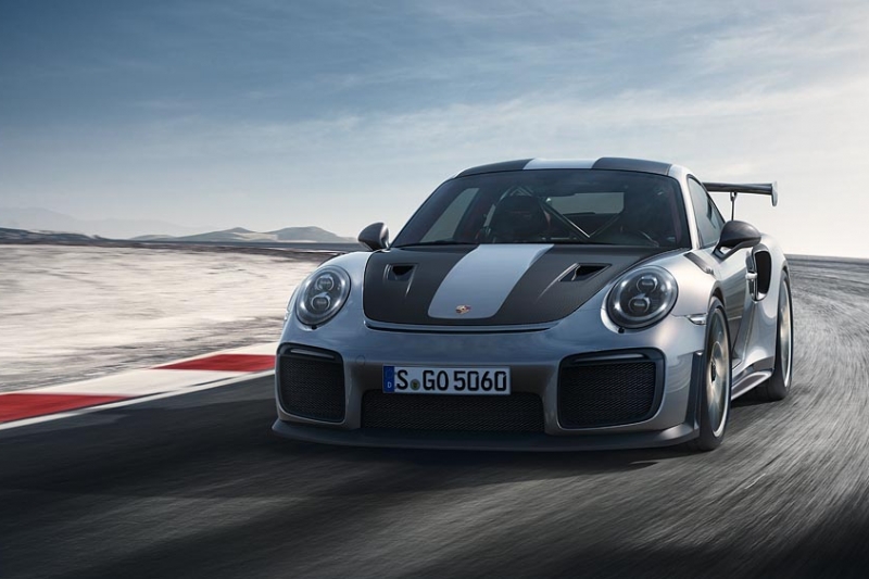 Porsche 911 GT2 RS (1)