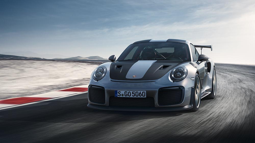 Porsche 911 GT2 RS (1)