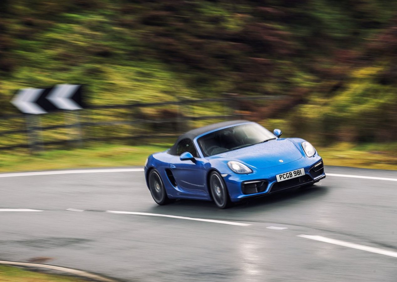 Porsche-Boxster_GTS-2015-1280-09