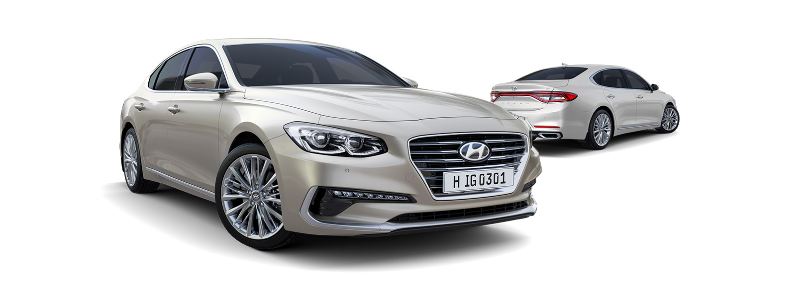 azera-ig-highlights-side-view-silver-passing-road-pc