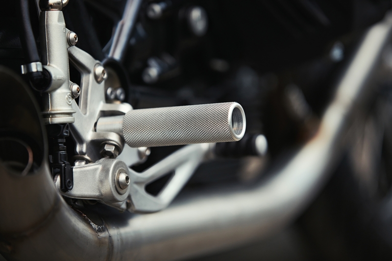 BMW R Nine T CLUTCH “The Parisienne”