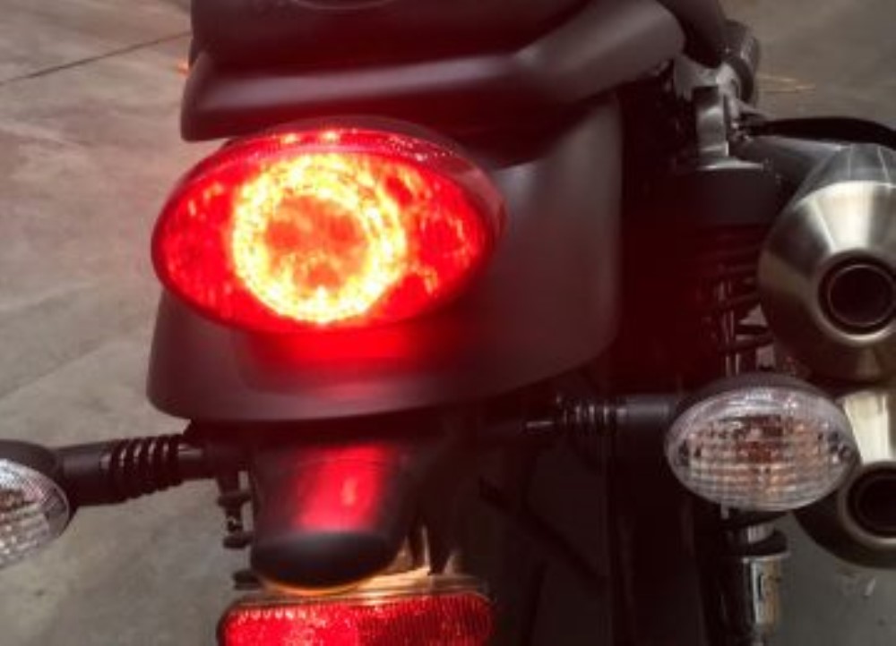 tail-light-scrambler-lb