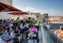 Provar temakis e ostras com Lisboa à vista