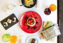 Há um novo brunch para comer fora de horas no Porto